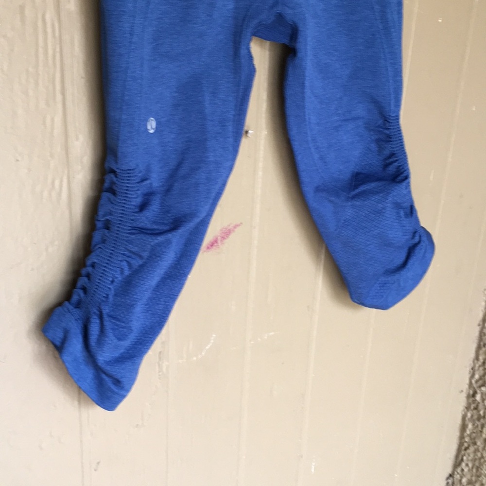 Lululemon Capri leggings - Picture 4 of 7